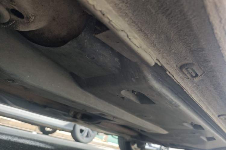 Used Volkswagen Santana 2013 1.4L Manual Comfort Edition Chassis Front Left