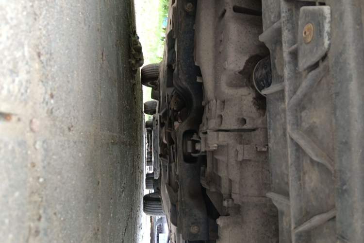 Used Volkswagen Santana 2013 1.4L Manual Comfort Edition Chassis Front