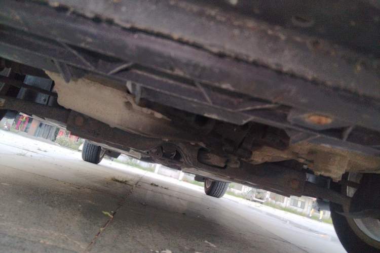Used Volkswagen Santana 2013 1.4L Manual Comfort Edition Chassis Front