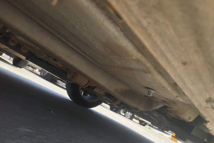 Used Volkswagen Santana 2013 1.4L Manual Comfort Edition Chassis Front Right
