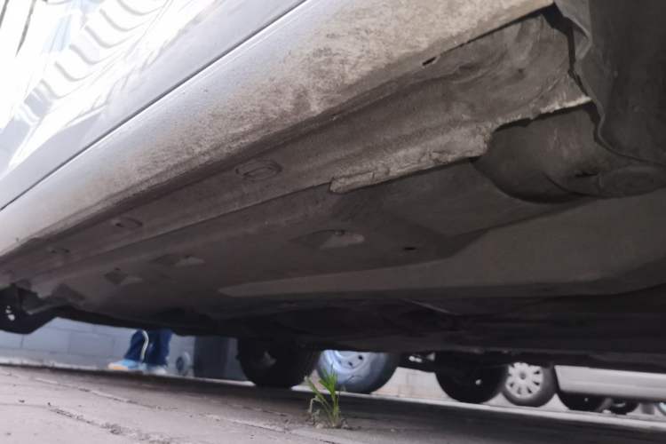Used Volkswagen Santana 2013 1.4L Manual Comfort Edition Chassis Front Right