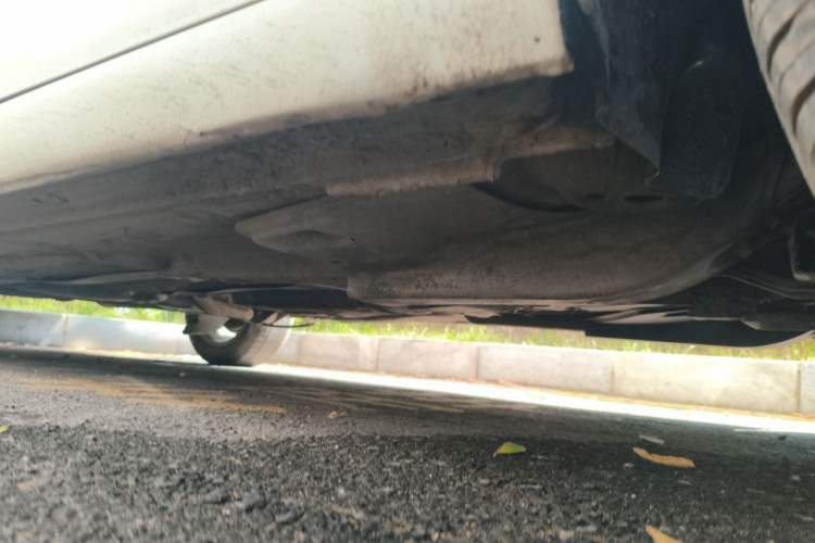 Used Volkswagen Santana 2013 1.6L Manual Comfort Edition Chassis Front Right