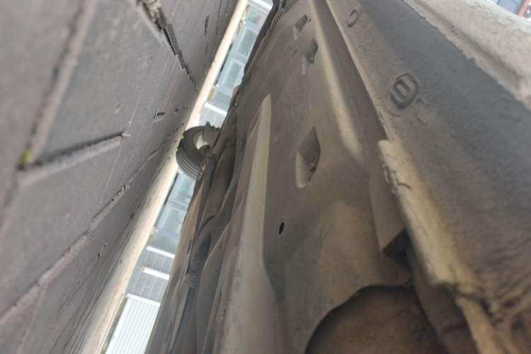 Used Volkswagen Santana 2013 1.4L Manual Comfort Edition Chassis Front Right