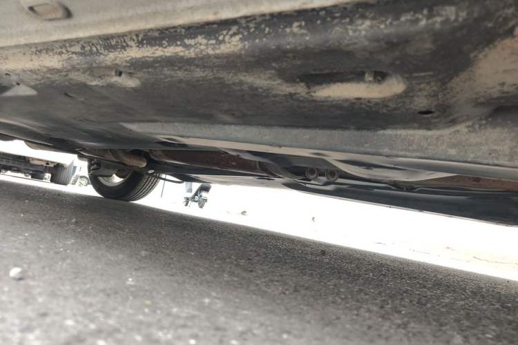 Used Volkswagen Santana 2013 1.6L Manual Comfort Edition Chassis Front Right