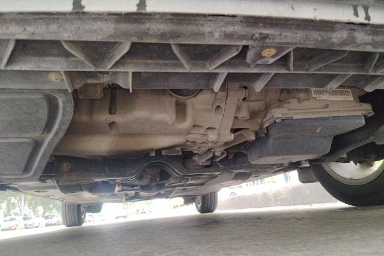 Used Volkswagen Santana 2013 1.6L Automatic Comfort Edition Chassis Front