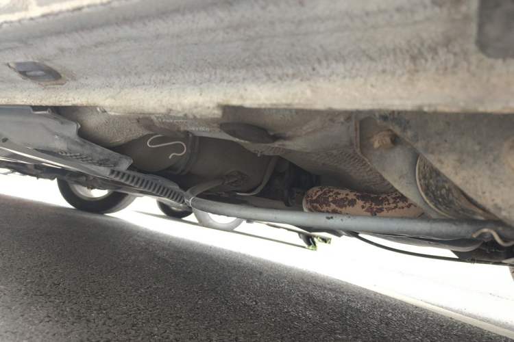 Used Volkswagen Santana 2013 1.6L Manual Comfort Edition Chassis Rear Left