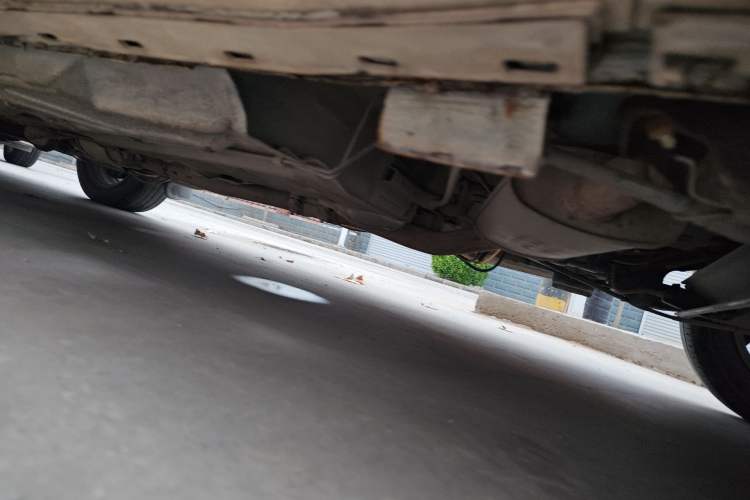 Used Volkswagen Santana  Chassis Rear Left