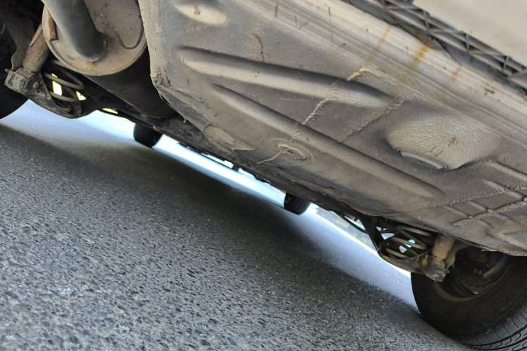Used Volkswagen Santana 2013 1.6L Automatic Fashion Edition Chassis Rear