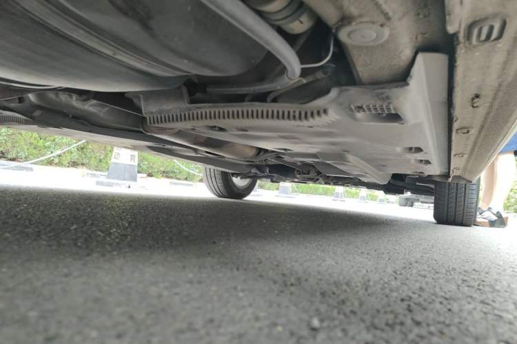 Used Volkswagen Santana 2013 1.6L Automatic Comfort Edition Chassis Rear Right
