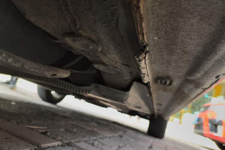 Used Volkswagen Santana 2013 1.6L Automatic Comfort Edition Chassis Rear Right