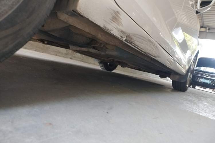 Used Volkswagen Santana 2013 1.6L Manual Comfort Edition Chassis Rear Right