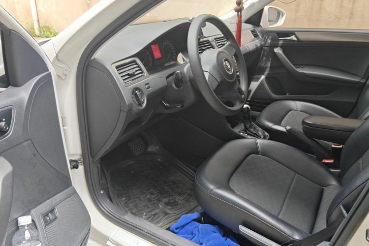 Used Volkswagen Santana 2013 1.6L Automatic Comfort Edition Driver Seat