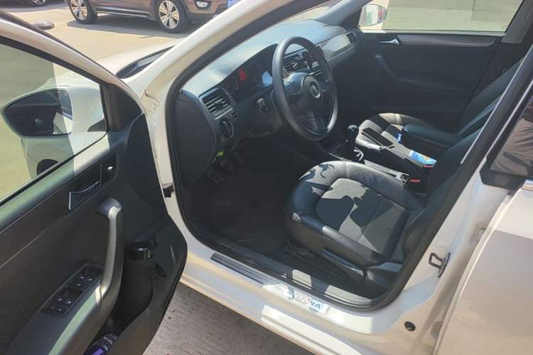Used Volkswagen Santana 2013 1.4L Manual Comfort Edition Driver Seat