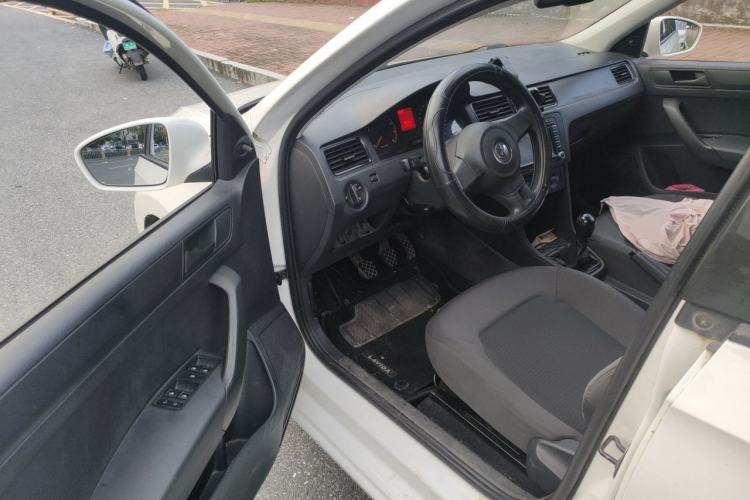 Used Volkswagen Santana 2013 1.4L Manual Fashion Edition Driver Seat
