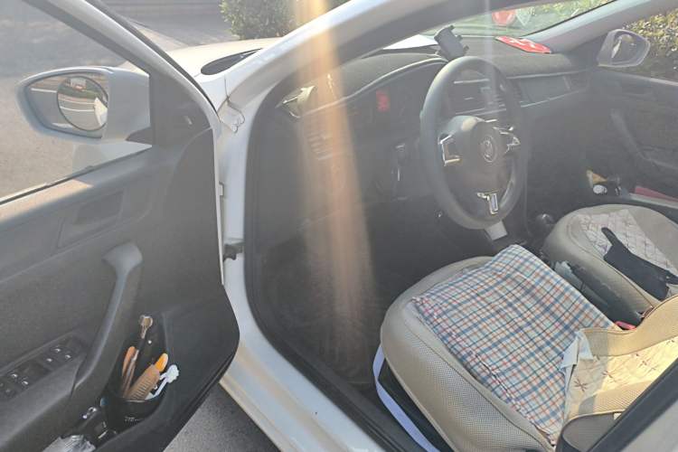 Used Volkswagen Santana 2013 1.4L Manual Fashion Edition Driver Seat