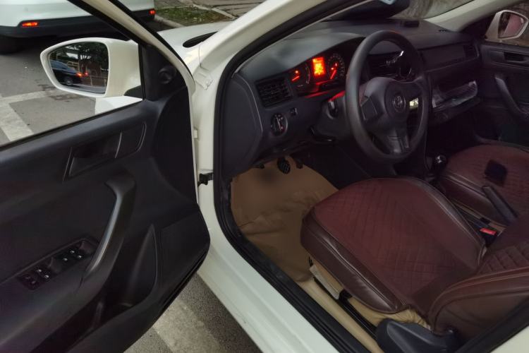 Used Volkswagen Santana 2013 1.4L Manual Fashion Edition Driver Seat