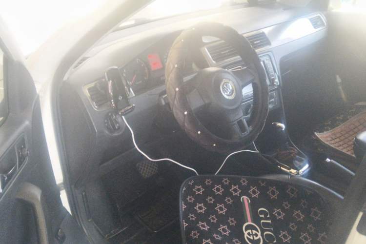 Used Volkswagen Santana 2013 1.6L Automatic Comfort Edition Driver Seat