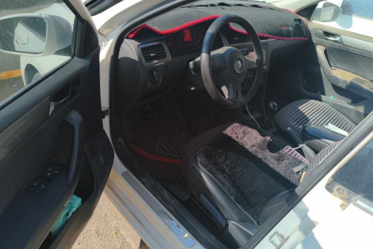 Used Volkswagen Santana 2013 1.6L Manual Comfort Edition Driver Seat