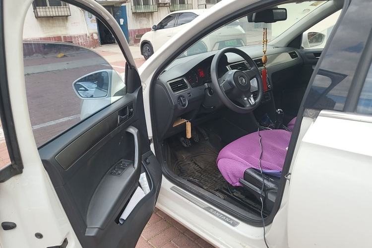 Used Volkswagen Santana 2013 1.6L Manual Comfort Edition Driver Seat