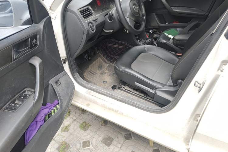 Used Volkswagen Santana 2013 1.4L Manual Comfort Edition Driver Seat