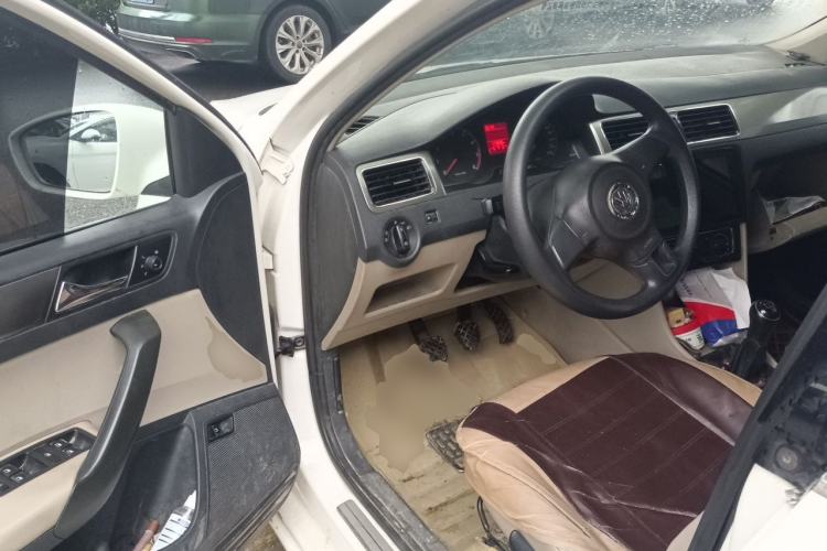 Used Volkswagen Santana 2013 1.6L Manual Comfort Edition Driver Seat