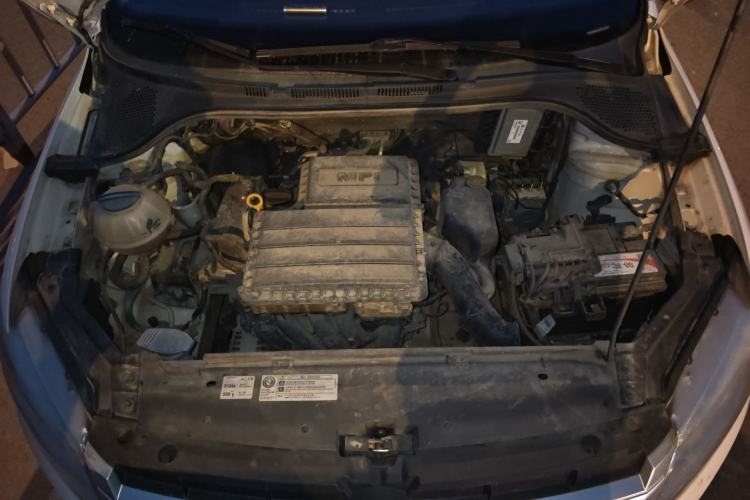 Used Volkswagen Santana 2013 1.4L Manual Fashion Edition Engine Bay