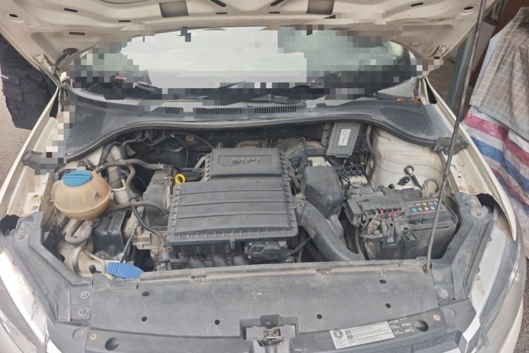 Used Volkswagen Santana 2013 1.4L Manual Fashion Edition Engine Bay