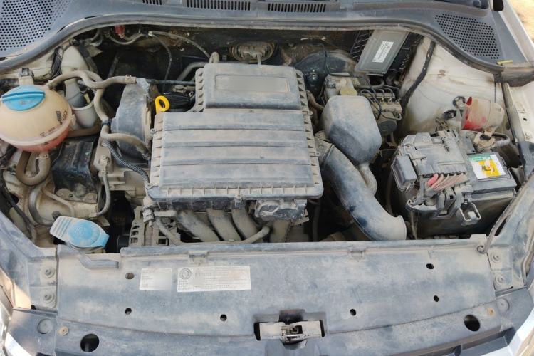 Used Volkswagen Santana 2013 1.4L Manual Fashion Edition Engine Bay