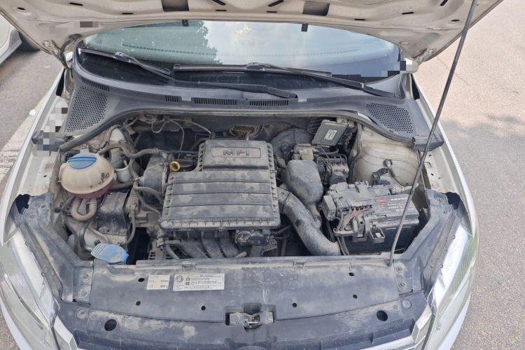 Used Volkswagen Santana 2013 1.4L Manual Comfort Edition Engine Bay
