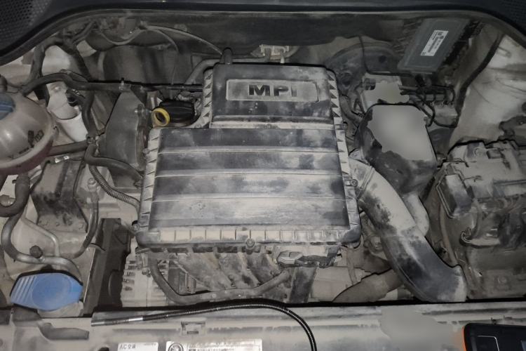 Used Volkswagen Santana 2013 1.4L Manual Comfort Edition Engine Bay