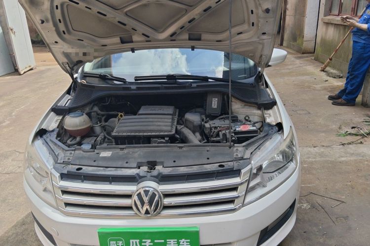 Used Volkswagen Santana 2013 1.6L Automatic Comfort Edition Engine Bay Left