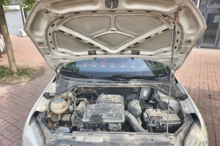 Used Volkswagen Santana 2013 1.4L Manual Comfort Edition Engine Bay