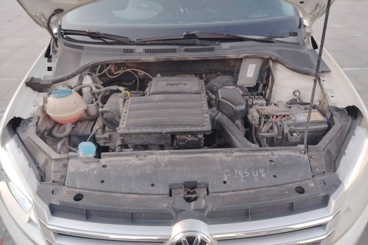 Used Volkswagen Santana 2013 1.4L Manual Comfort Edition Engine Bay