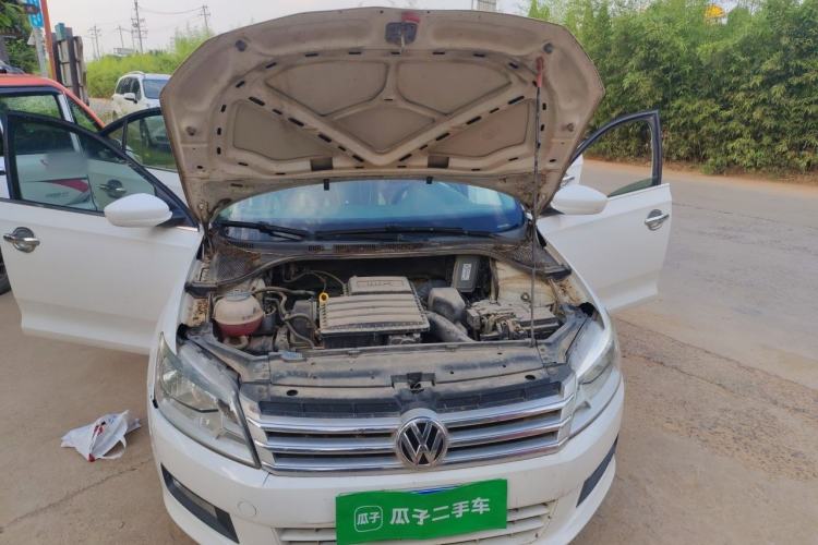 Used Volkswagen Santana 2013 1.4L Manual Comfort Edition Engine Bay