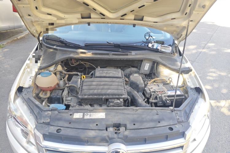 Used Volkswagen Santana 2013 1.6L Automatic Comfort Edition Engine Bay