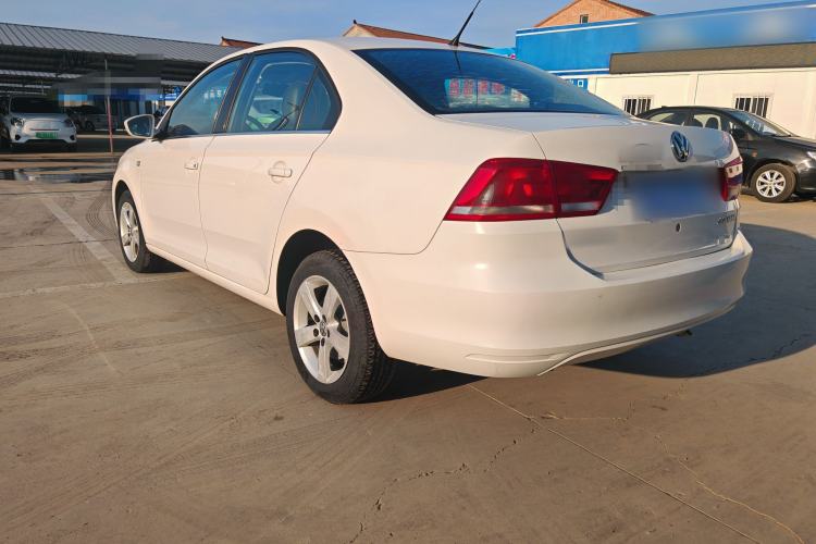 Used Volkswagen Santana 2013 1.4L Manual Comfort Edition Exterior 4