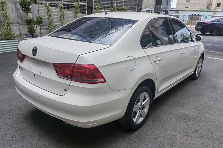 Used Volkswagen Santana 2013 1.6L Automatic Comfort Edition Exterior 9