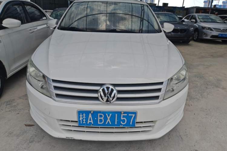 Used Volkswagen Santana 2013 1.6L Manual Fashion Edition Front