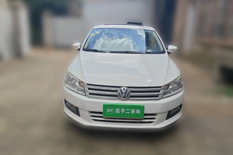 Used Volkswagen Santana 2013 1.6L Automatic Comfort Edition Front