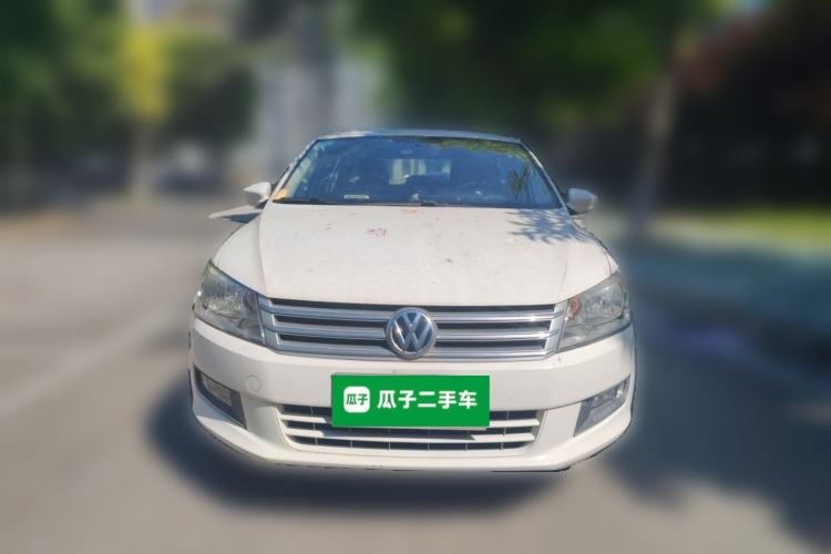 Used Volkswagen Santana 2013 1.6L Automatic Luxury Edition Front
