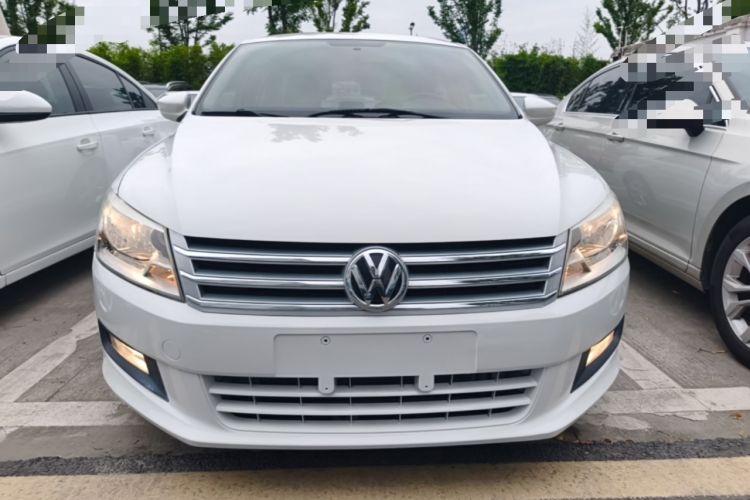 Used Volkswagen Santana 2013 1.6L Automatic Comfort Edition Front