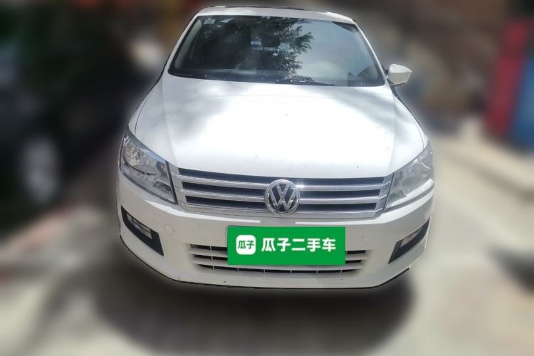 Used Volkswagen Santana 2013 1.6L Manual Comfort Edition Front