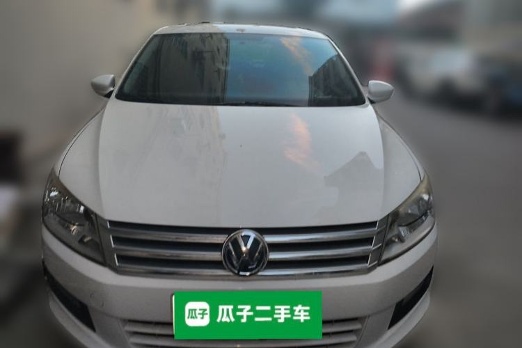 Used Volkswagen Santana 2013 1.4L Manual Comfort Edition Front