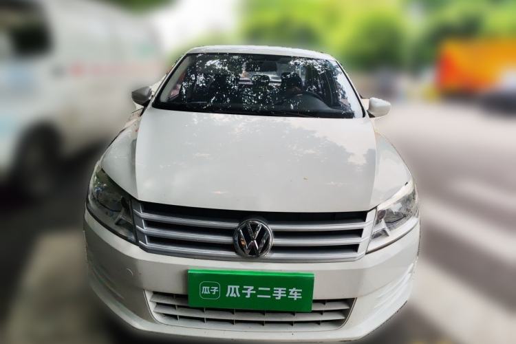 Used Volkswagen Santana 2013 1.6L Manual Fashion Edition Front