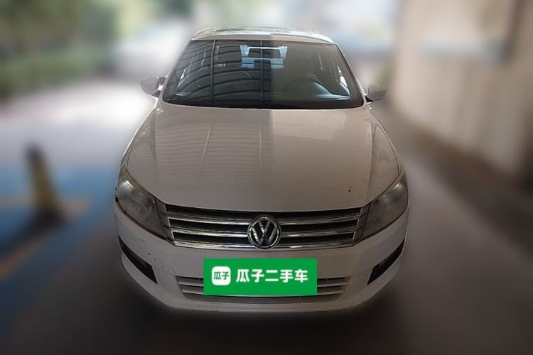 Used Volkswagen Santana 2013 1.6L Manual Comfort Edition Front