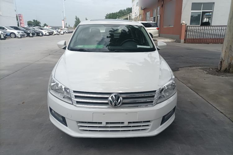 Used Volkswagen Santana 2013 1.6L Automatic Comfort Edition Front