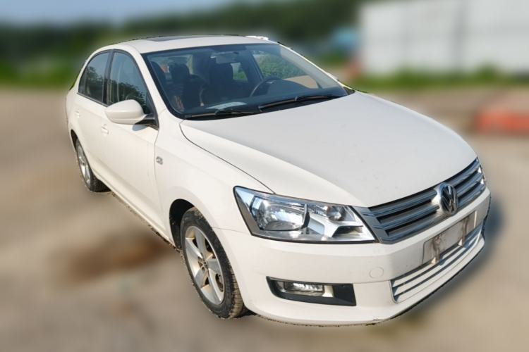 Used Volkswagen Santana 2013 1.4L Manual Comfort Edition Front Right 45 Deg