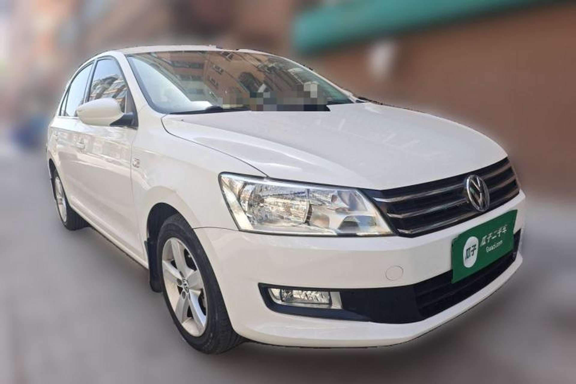 Used Volkswagen Santana 2013 1.6L Manual Comfort Edition Front Right 45 Deg