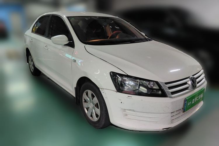 Used Volkswagen Santana 2013 1.6L Manual Fashion Edition Front Right 45 Deg