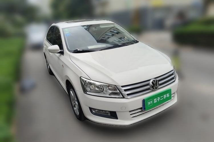 Used Volkswagen Santana 2013 1.6L Automatic Comfort Edition Front Right 45 Deg